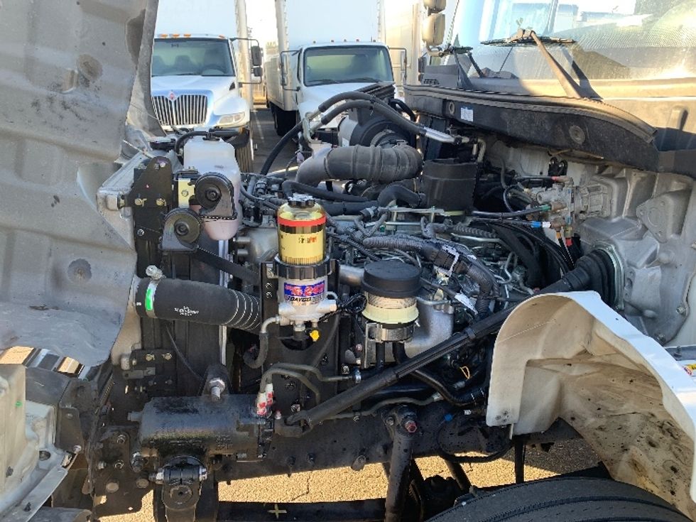 Medium Duty Box Truck-Light and Medium Duty Trucks-Hino-2019-268-Torrance-CA-227,619\n\t\tmiles-$ 44,000 - Image 24