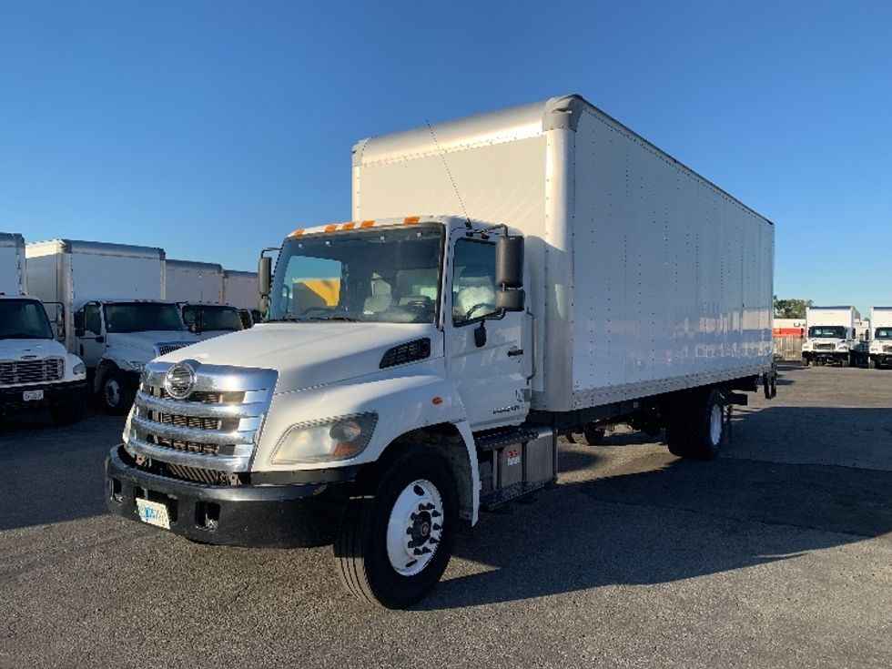Medium Duty Box Truck-Light and Medium Duty Trucks-Hino-2019-268-Torrance-CA-227,619\n\t\tmiles-$ 44,000 - Image 3