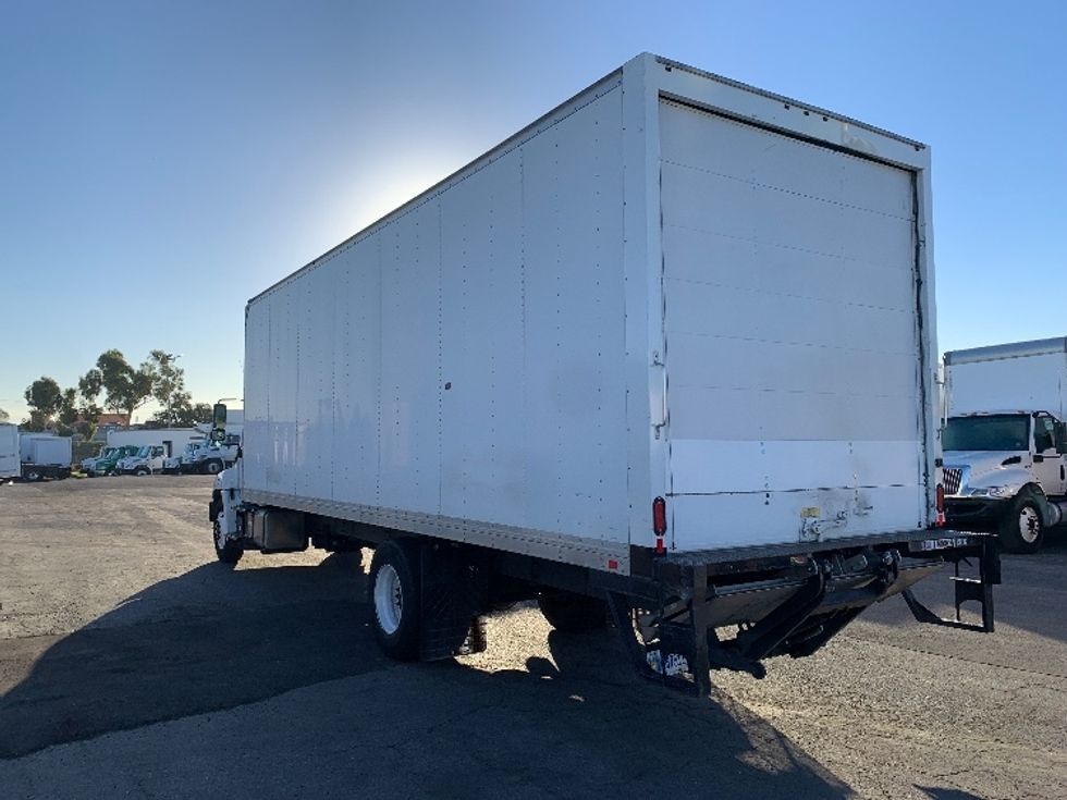 Medium Duty Box Truck-Light and Medium Duty Trucks-Hino-2019-268-Torrance-CA-227,619\n\t\tmiles-$ 44,000 - Image 6