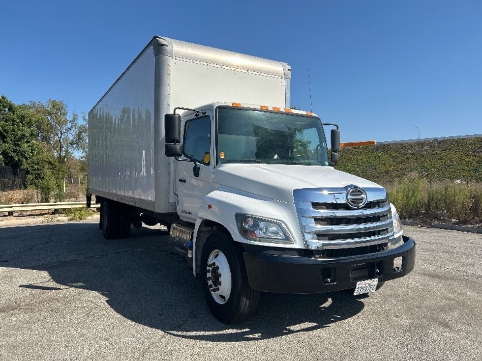 Medium Duty Box Truck-Light and Medium Duty Trucks-Hino-2019-268-Torrance-CA-231,959\n\t\tmiles-$ 47,500 - Image 1