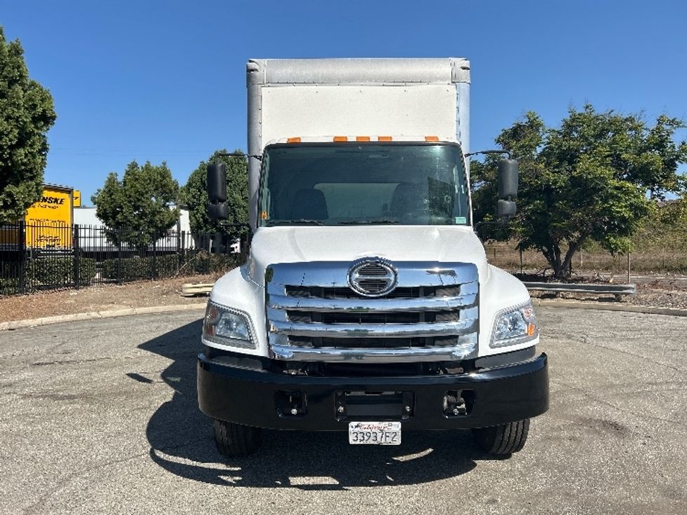 Medium Duty Box Truck-Light and Medium Duty Trucks-Hino-2019-268-Torrance-CA-231,959\n\t\tmiles-$ 47,500 - Image 2