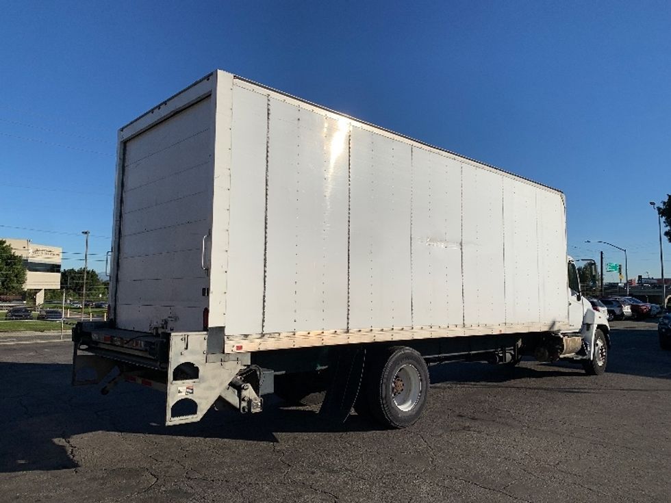 Medium Duty Box Truck-Light and Medium Duty Trucks-Hino-2019-268-Torrance-CA-237,595\n\t\tmiles-$ 42,250 - Image 13