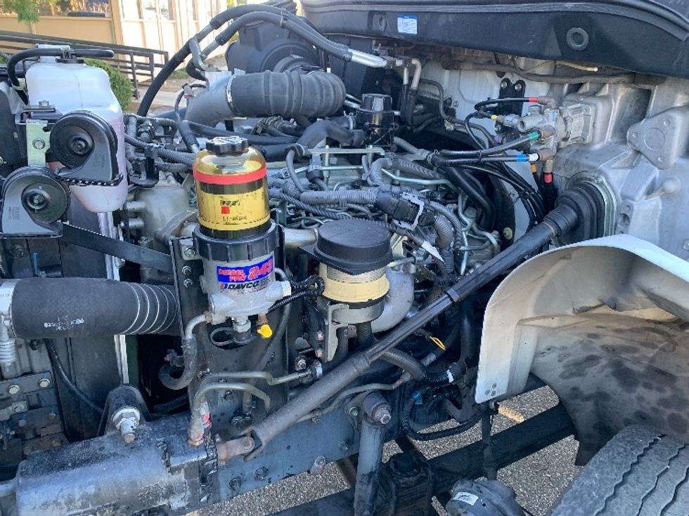 Medium Duty Box Truck-Light and Medium Duty Trucks-Hino-2019-268-Torrance-CA-237,595\n\t\tmiles-$ 42,250 - Image 24