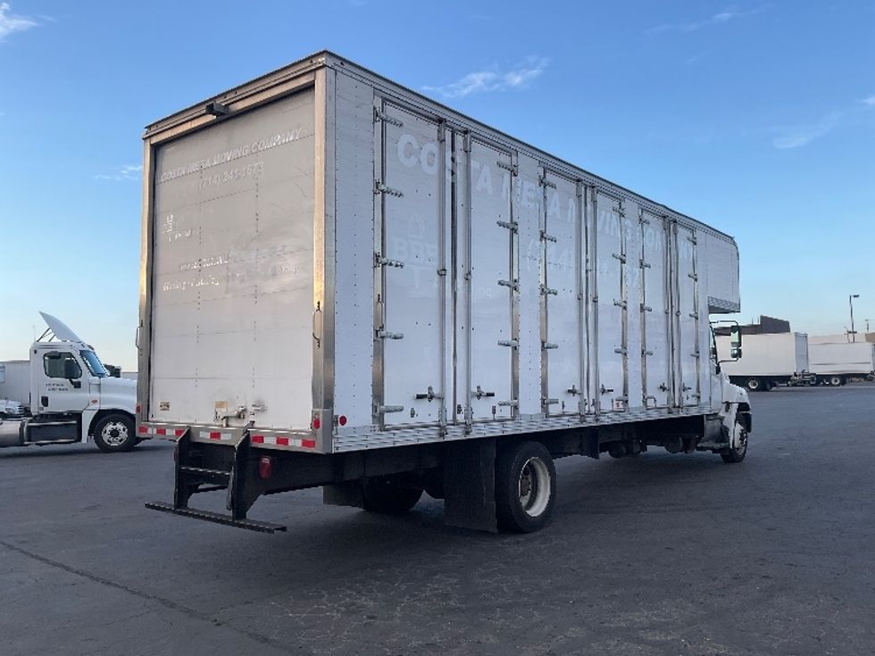Medium Duty Box Truck-Light and Medium Duty Trucks-Hino-2019-268-Torrance-CA-261,675\n\t\tmiles-$ 40,500 - Image 13