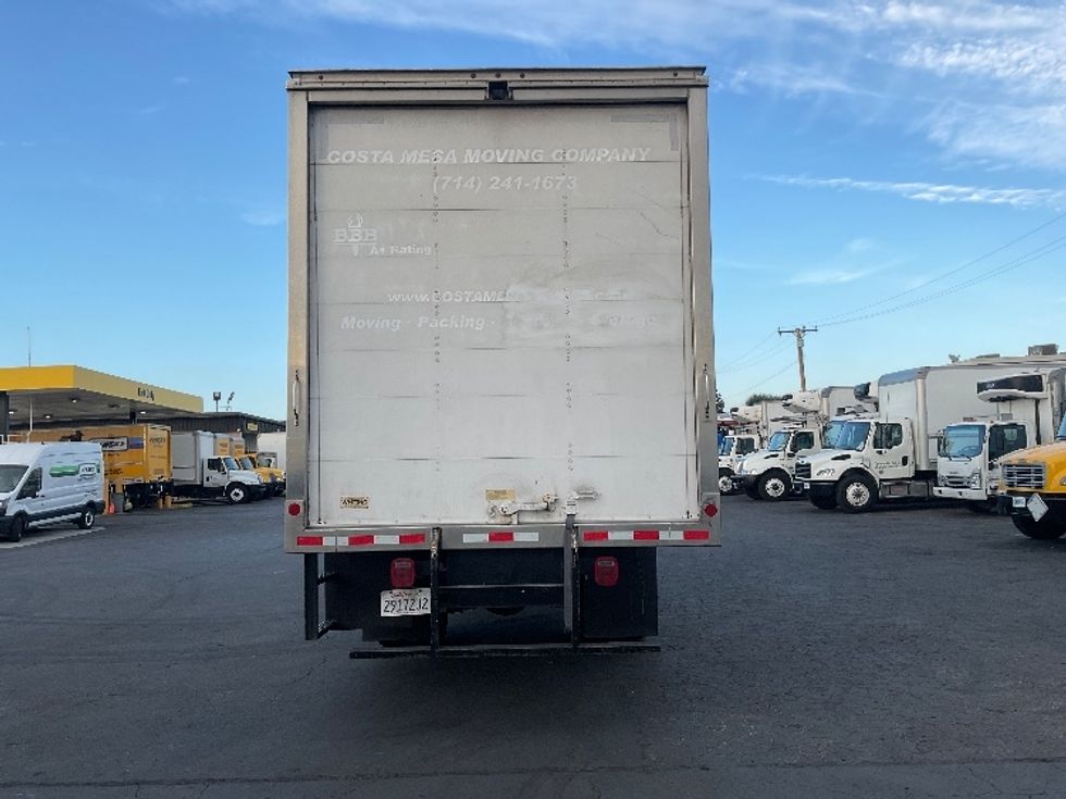 Medium Duty Box Truck-Light and Medium Duty Trucks-Hino-2019-268-Torrance-CA-261,675\n\t\tmiles-$ 40,500 - Image 7