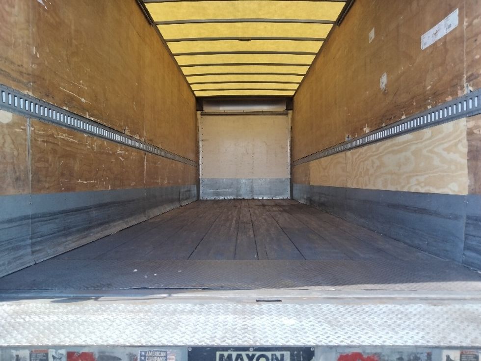 Medium Duty Box Truck-Light and Medium Duty Trucks-Hino-2019-268-Torrance-CA-261,778\n\t\tmiles-$ 44,250 - Image 10