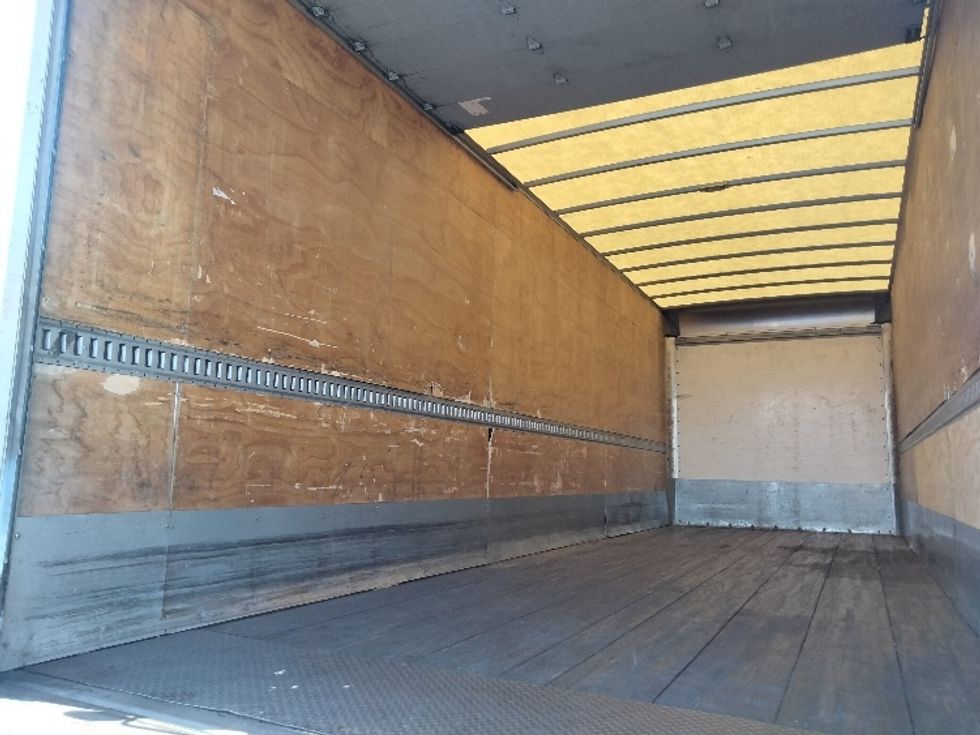 Medium Duty Box Truck-Light and Medium Duty Trucks-Hino-2019-268-Torrance-CA-261,778\n\t\tmiles-$ 44,250 - Image 11