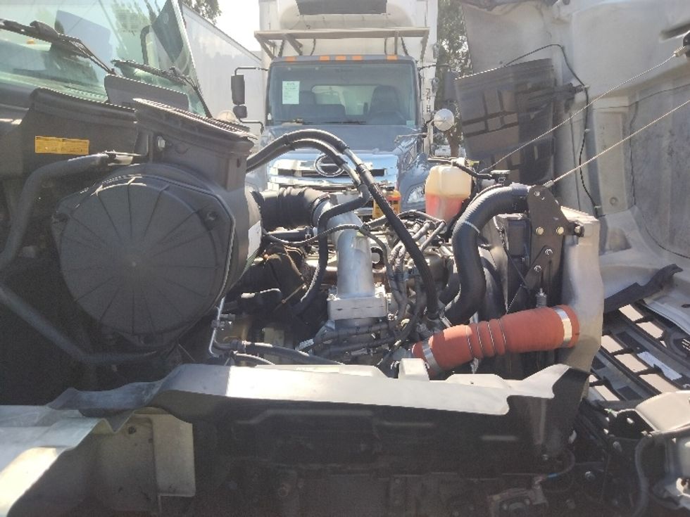 Medium Duty Box Truck-Light and Medium Duty Trucks-Hino-2019-268-Torrance-CA-261,778\n\t\tmiles-$ 44,250 - Image 23