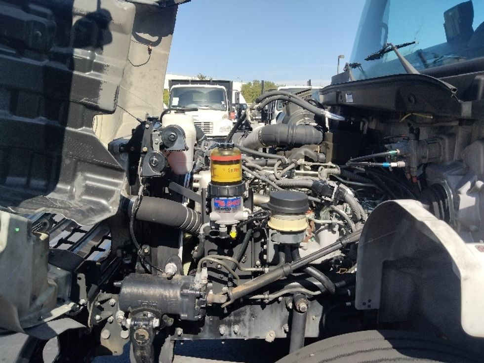 Medium Duty Box Truck-Light and Medium Duty Trucks-Hino-2019-268-Torrance-CA-261,778\n\t\tmiles-$ 44,250 - Image 24