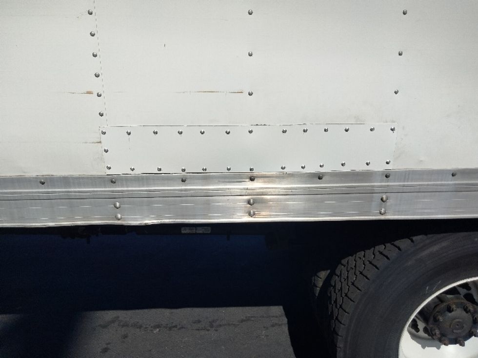Medium Duty Box Truck-Light and Medium Duty Trucks-Hino-2019-268-Torrance-CA-261,778\n\t\tmiles-$ 44,250 - Image 25