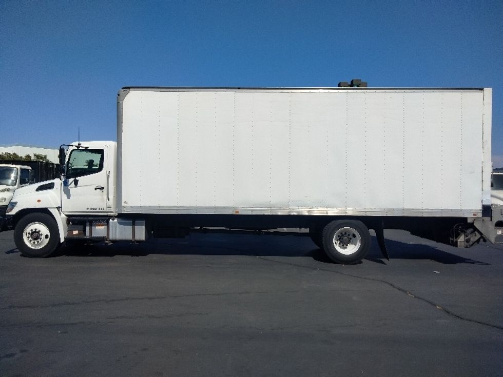 Medium Duty Box Truck-Light and Medium Duty Trucks-Hino-2019-268-Torrance-CA-261,778\n\t\tmiles-$ 44,250 - Image 4