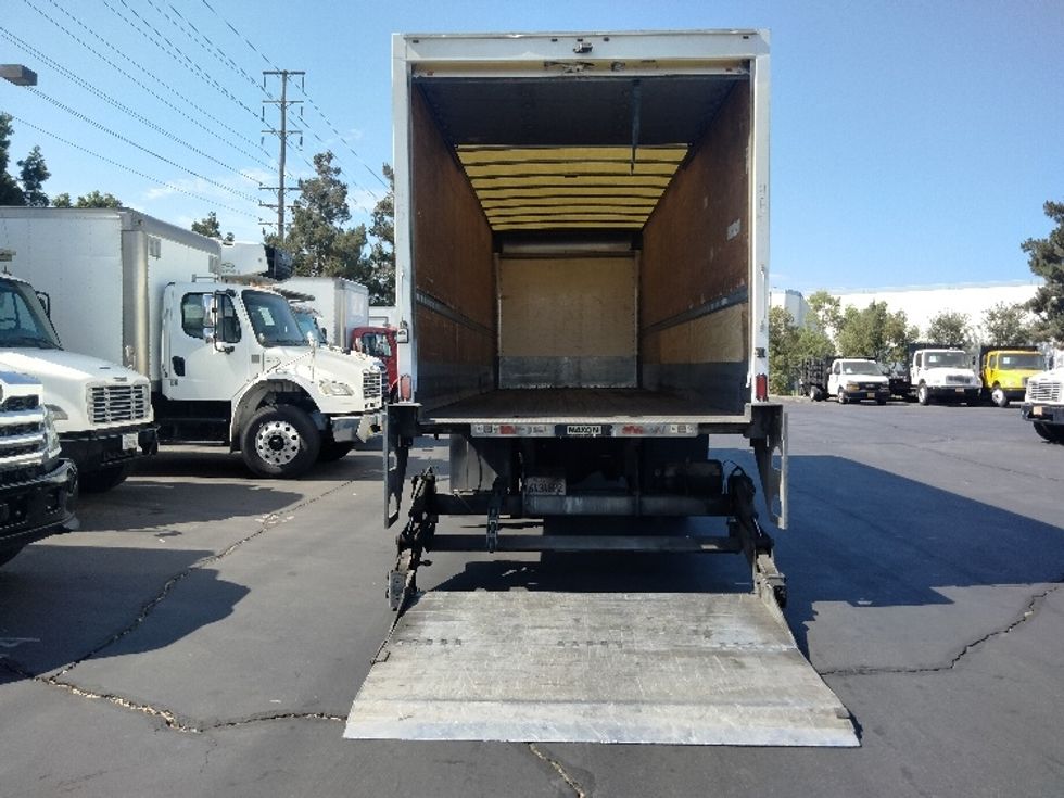 Medium Duty Box Truck-Light and Medium Duty Trucks-Hino-2019-268-Torrance-CA-261,778\n\t\tmiles-$ 44,250 - Image 9
