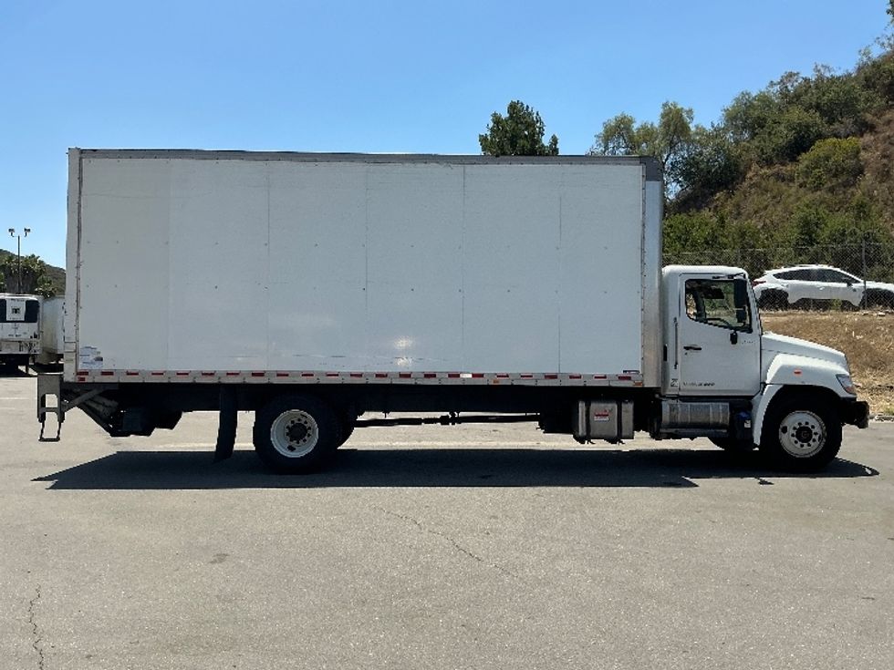 Medium Duty Box Truck-Light and Medium Duty Trucks-Hino-2019-268-Torrance-CA-294,985\n\t\tmiles-$ 32,000 - Image 15