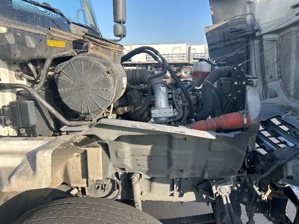 Medium Duty Box Truck-Light and Medium Duty Trucks-Hino-2019-268-Torrance-CA-343,580\n\t\tmiles-$ 23,500 - Image 23