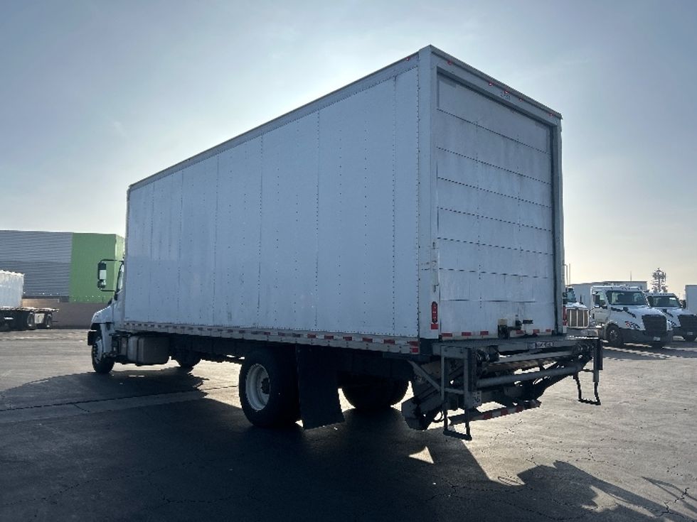 Medium Duty Box Truck-Light and Medium Duty Trucks-Hino-2019-268-Torrance-CA-343,580\n\t\tmiles-$ 23,500 - Image 6