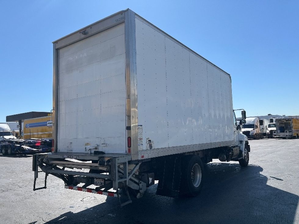 Medium Duty Box Truck-Light and Medium Duty Trucks-Hino-2019-268-Torrance-CA-64,703\n\t\tmiles-$ 53,750 - Image 13