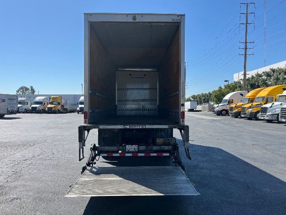 Medium Duty Box Truck-Light and Medium Duty Trucks-Hino-2019-268-Torrance-CA-64,703\n\t\tmiles-$ 53,750 - Image 9