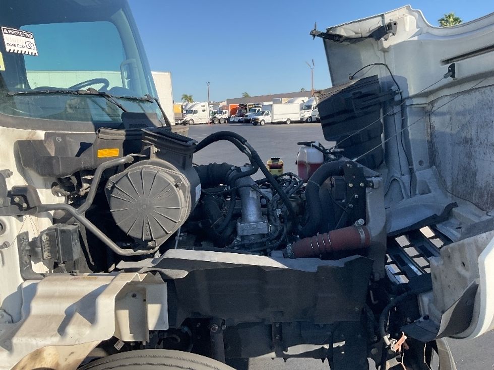 Medium Duty Box Truck-Light and Medium Duty Trucks-Hino-2019-268-Torrance-CA-92,493\n\t\tmiles-$ 61,500 - Image 23
