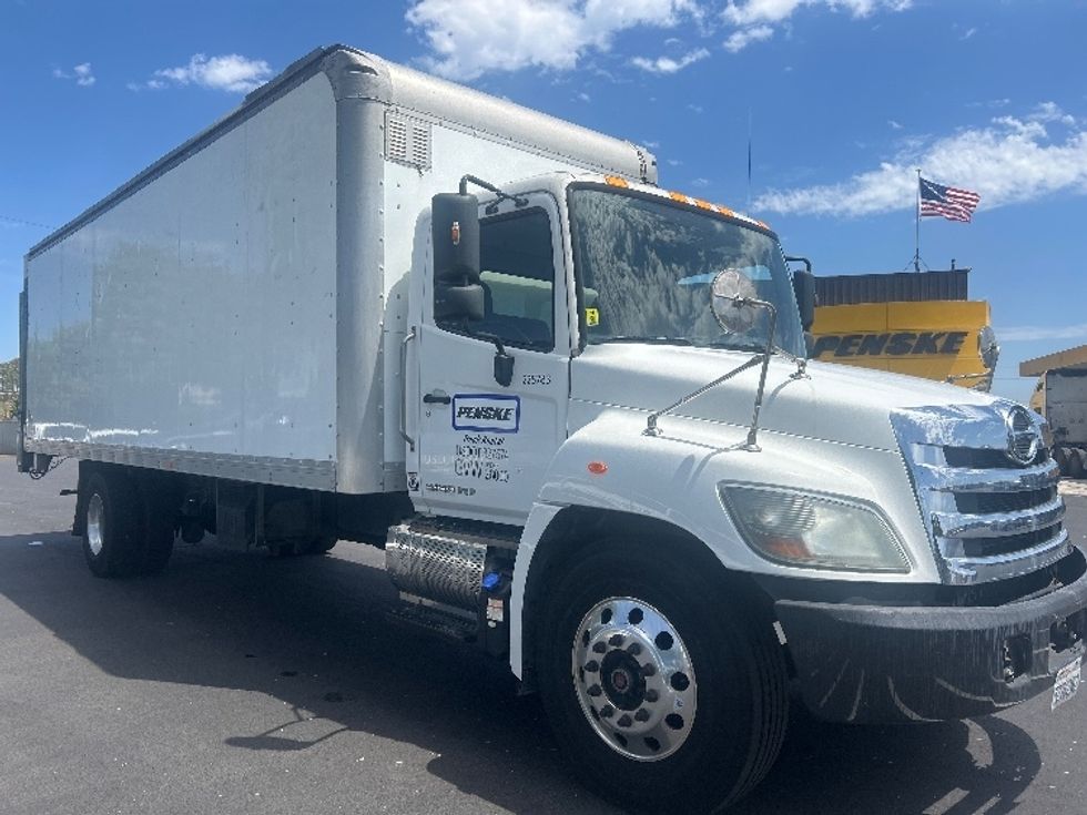 Medium Duty Box Truck-Light and Medium Duty Trucks-Hino-2019-268-Torrance-CA-95,365\n\t\tmiles-$ 64,750 - Image 1