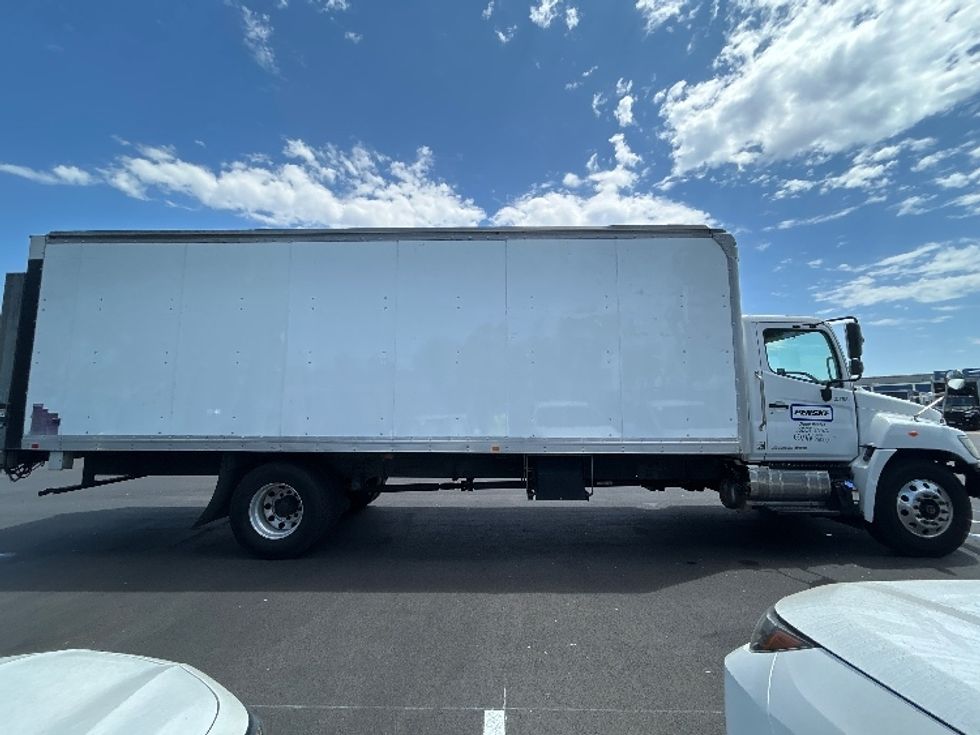 Medium Duty Box Truck-Light and Medium Duty Trucks-Hino-2019-268-Torrance-CA-95,365\n\t\tmiles-$ 64,750 - Image 14