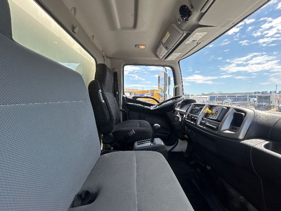 Medium Duty Box Truck-Light and Medium Duty Trucks-Hino-2019-268-Torrance-CA-95,365\n\t\tmiles-$ 64,750 - Image 21