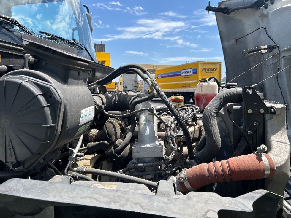 Medium Duty Box Truck-Light and Medium Duty Trucks-Hino-2019-268-Torrance-CA-95,365\n\t\tmiles-$ 64,750 - Image 22
