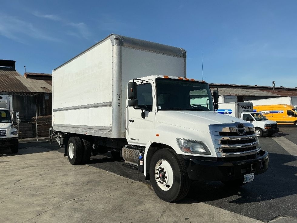 Medium Duty Box Truck-Light and Medium Duty Trucks-Hino-2019-268-Torrance-CA-95,692\n\t\tmiles-$ 51,500 - Image 1