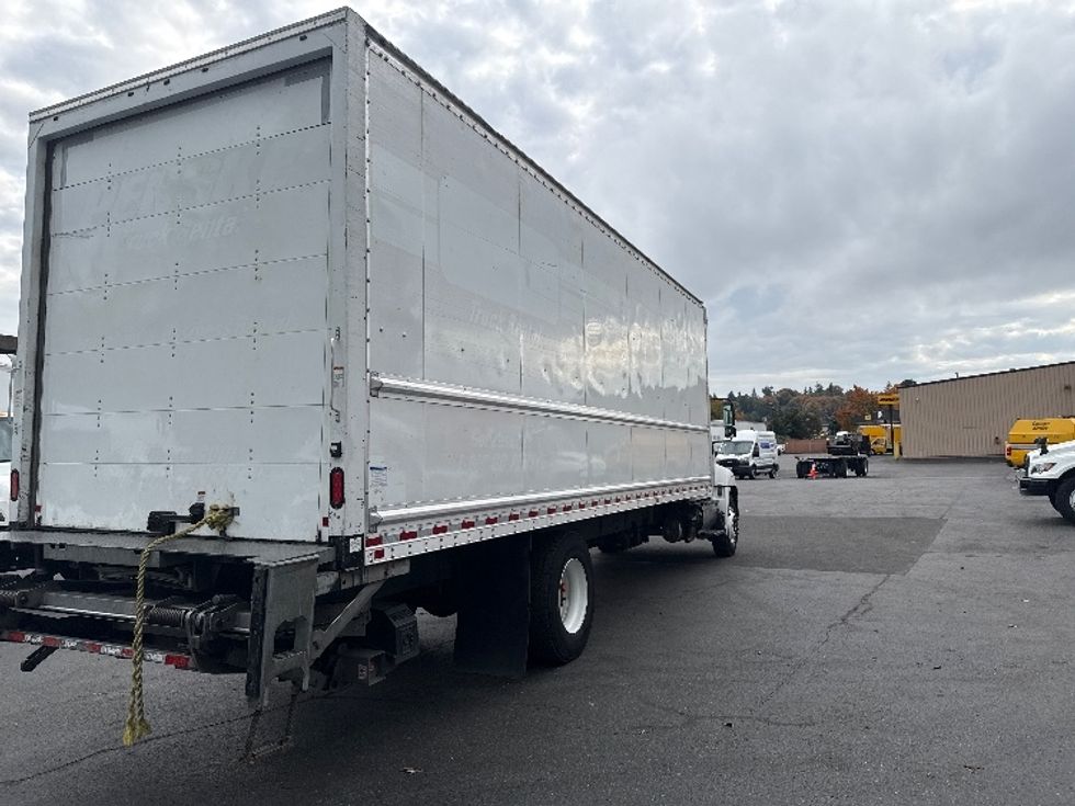 Medium Duty Box Truck-Light and Medium Duty Trucks-Hino-2019-268-Tukwila-WA-155,600\n\t\tmiles-$ 54,500 - Image 13