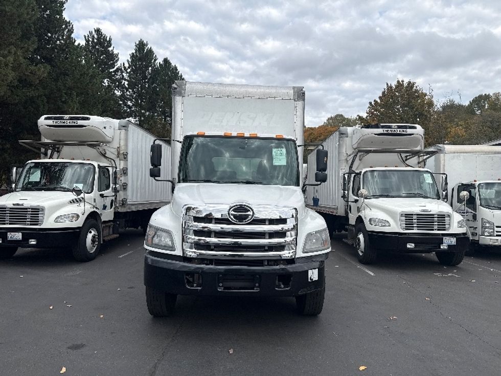 Medium Duty Box Truck-Light and Medium Duty Trucks-Hino-2019-268-Tukwila-WA-155,600\n\t\tmiles-$ 54,500 - Image 2