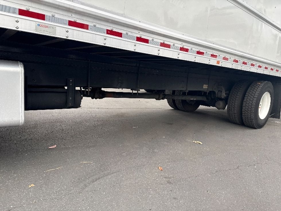 Medium Duty Box Truck-Light and Medium Duty Trucks-Hino-2019-268-Tukwila-WA-155,600\n\t\tmiles-$ 54,500 - Image 5
