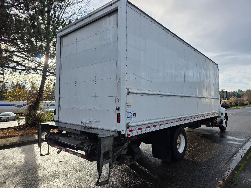 Medium Duty Box Truck-Light and Medium Duty Trucks-Hino-2019-268-Tukwila-WA-174,607\n\t\tmiles-$ 51,500 - Image 13