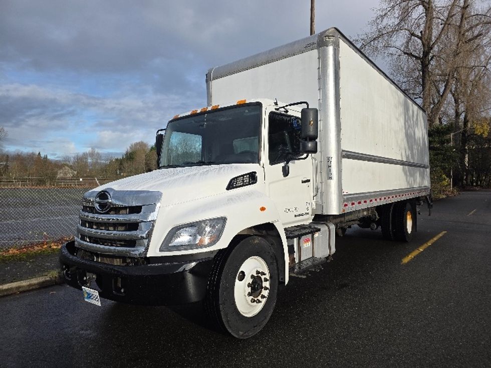 Medium Duty Box Truck-Light and Medium Duty Trucks-Hino-2019-268-Tukwila-WA-174,607\n\t\tmiles-$ 51,500 - Image 3