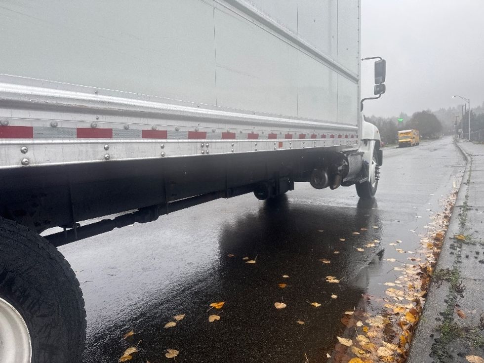 Medium Duty Box Truck-Light and Medium Duty Trucks-Hino-2019-268-Tukwila-WA-204,863\n\t\tmiles-$ 46,750 - Image 11