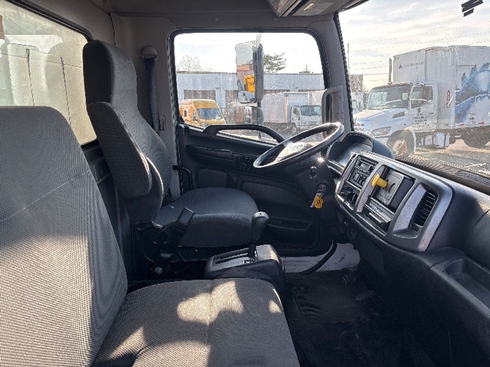 Medium Duty Box Truck-Light and Medium Duty Trucks-Hino-2019-268-West Babylon-NY-164,323\n\t\tmiles-$ 51,750 - Image 22