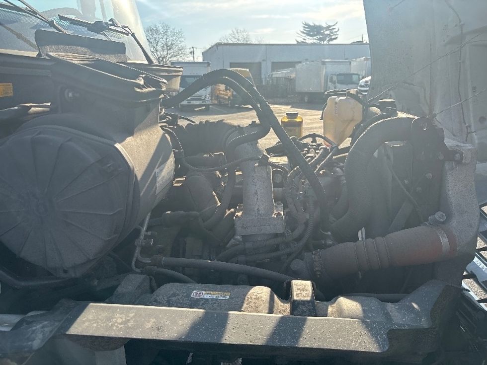 Medium Duty Box Truck-Light and Medium Duty Trucks-Hino-2019-268-West Babylon-NY-164,323\n\t\tmiles-$ 51,750 - Image 23