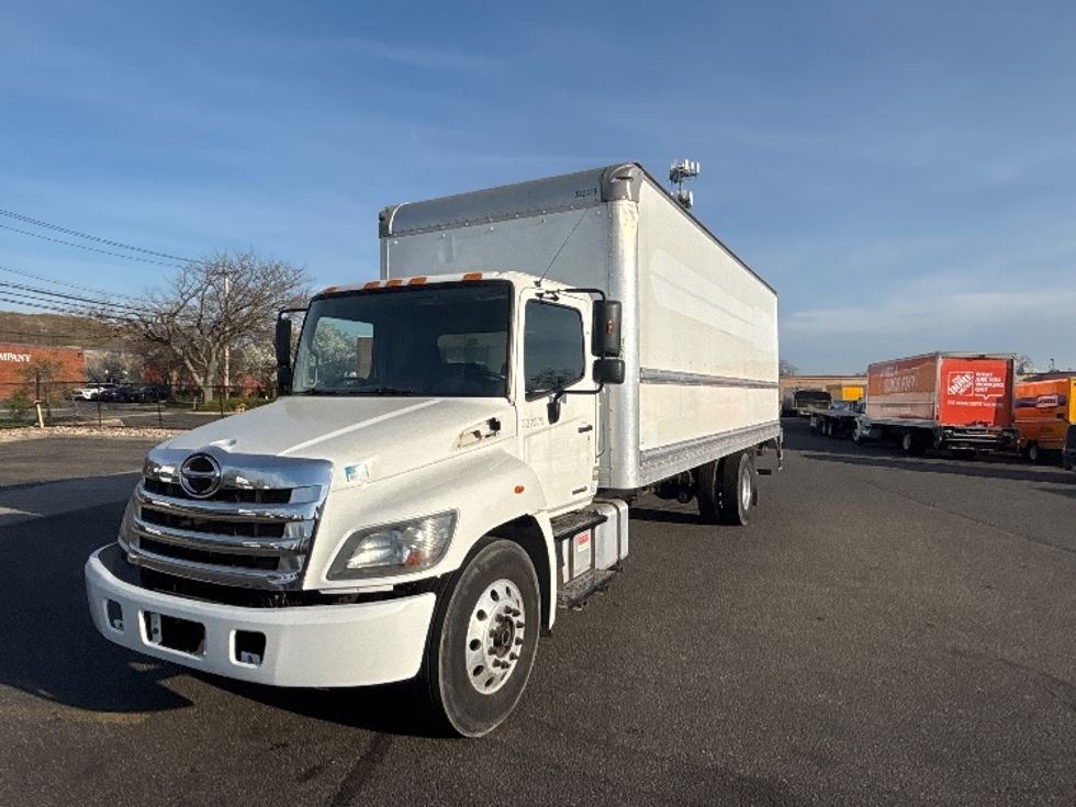 Medium Duty Box Truck-Light and Medium Duty Trucks-Hino-2019-268-West Babylon-NY-164,323\n\t\tmiles-$ 51,750 - Image 3