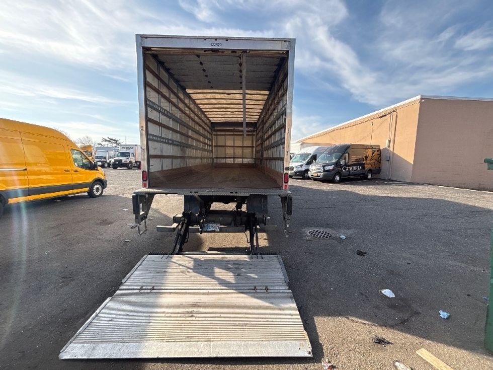 Medium Duty Box Truck-Light and Medium Duty Trucks-Hino-2019-268-West Babylon-NY-164,323\n\t\tmiles-$ 51,750 - Image 9