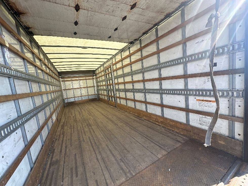 Medium Duty Box Truck-Light and Medium Duty Trucks-Hino-2019-268-West Babylon-NY-166,771\n\t\tmiles-$ 48,500 - Image 11