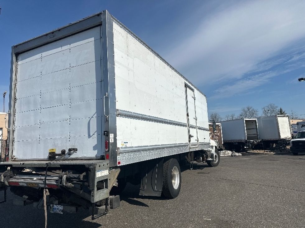Medium Duty Box Truck-Light and Medium Duty Trucks-Hino-2019-268-West Babylon-NY-174,035\n\t\tmiles-$ 54,250 - Image 12