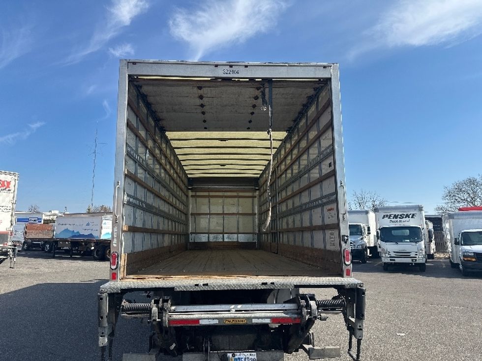 Medium Duty Box Truck-Light and Medium Duty Trucks-Hino-2019-268-West Babylon-NY-174,035\n\t\tmiles-$ 54,250 - Image 8