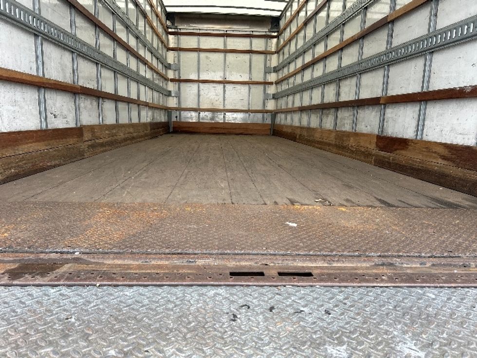 Medium Duty Box Truck-Light and Medium Duty Trucks-Hino-2019-268-West Babylon-NY-218,042\n\t\tmiles-$ 42,000 - Image 10