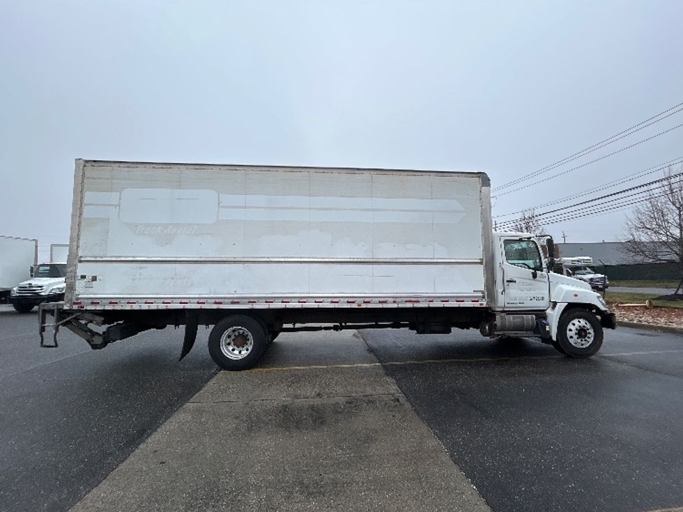 Medium Duty Box Truck-Light and Medium Duty Trucks-Hino-2019-268-West Babylon-NY-218,042\n\t\tmiles-$ 42,000 - Image 15