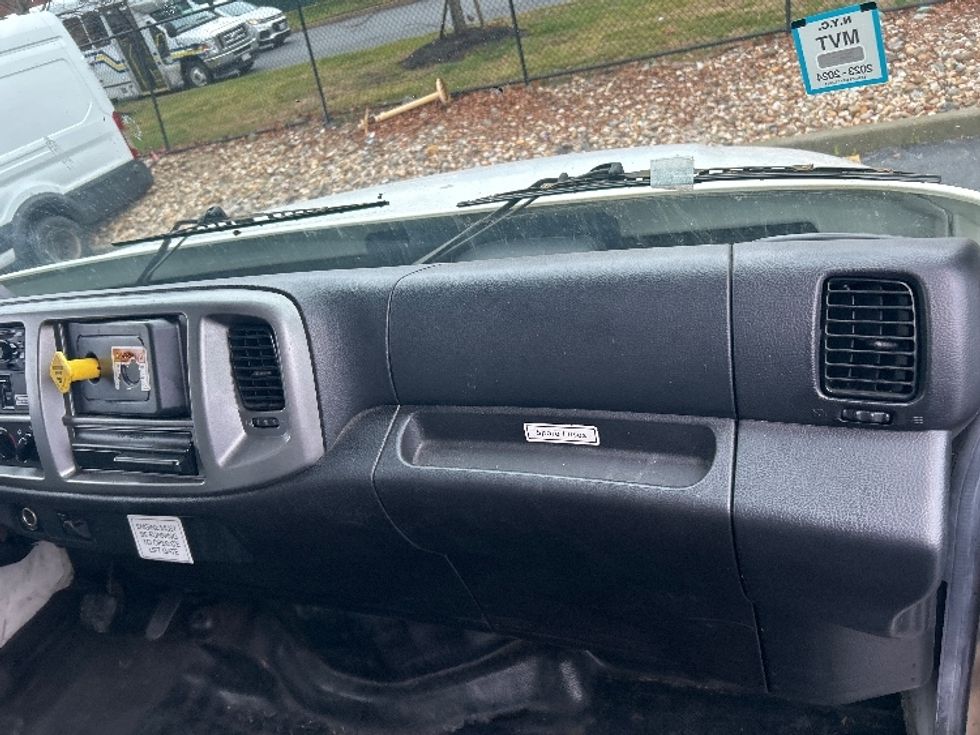 Medium Duty Box Truck-Light and Medium Duty Trucks-Hino-2019-268-West Babylon-NY-218,042\n\t\tmiles-$ 42,000 - Image 21