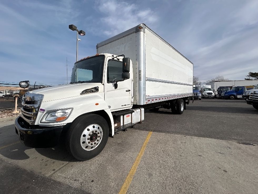 Medium Duty Box Truck-Light and Medium Duty Trucks-Hino-2019-268-West Babylon-NY-221,858\n\t\tmiles-$ 41,500 - Image 3