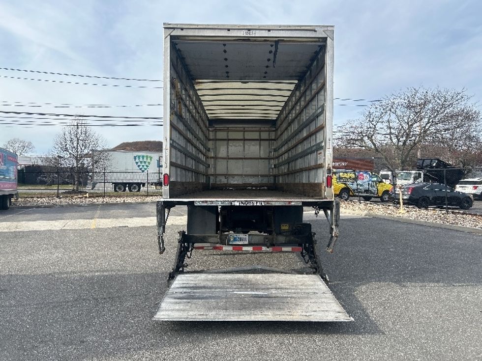 Medium Duty Box Truck-Light and Medium Duty Trucks-Hino-2019-268-West Babylon-NY-221,858\n\t\tmiles-$ 41,500 - Image 9