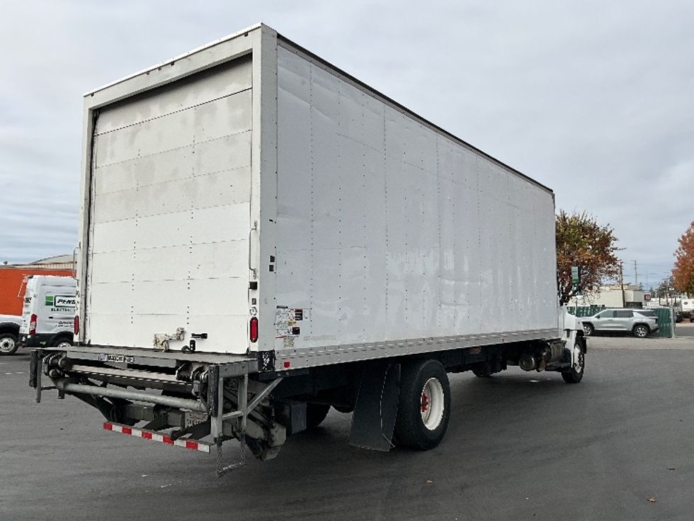 Medium Duty Box Truck-Light and Medium Duty Trucks-Hino-2019-268-West Sacramento-CA-141,338\n\t\tmiles-$ 55,750 - Image 13