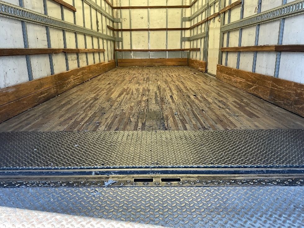 Medium Duty Box Truck-Light and Medium Duty Trucks-Hino-2019-268-West Sacramento-CA-154,765\n\t\tmiles-$ 54,500 - Image 10