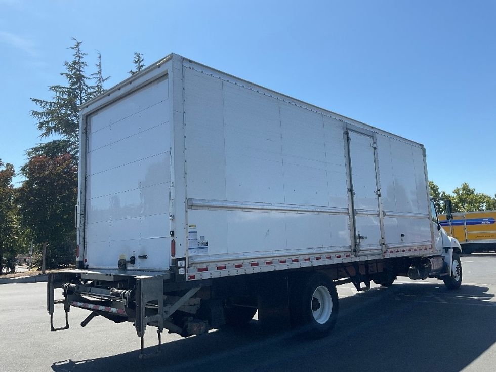 Medium Duty Box Truck-Light and Medium Duty Trucks-Hino-2019-268-West Sacramento-CA-154,765\n\t\tmiles-$ 54,500 - Image 13