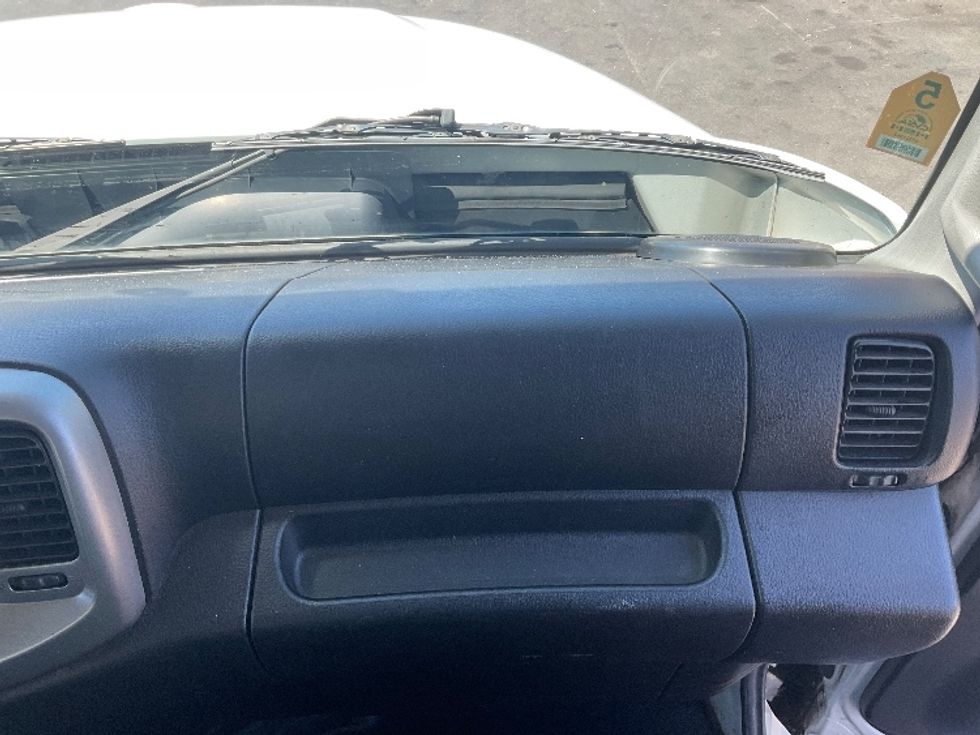 Medium Duty Box Truck-Light and Medium Duty Trucks-Hino-2019-268-West Sacramento-CA-154,765\n\t\tmiles-$ 54,500 - Image 21