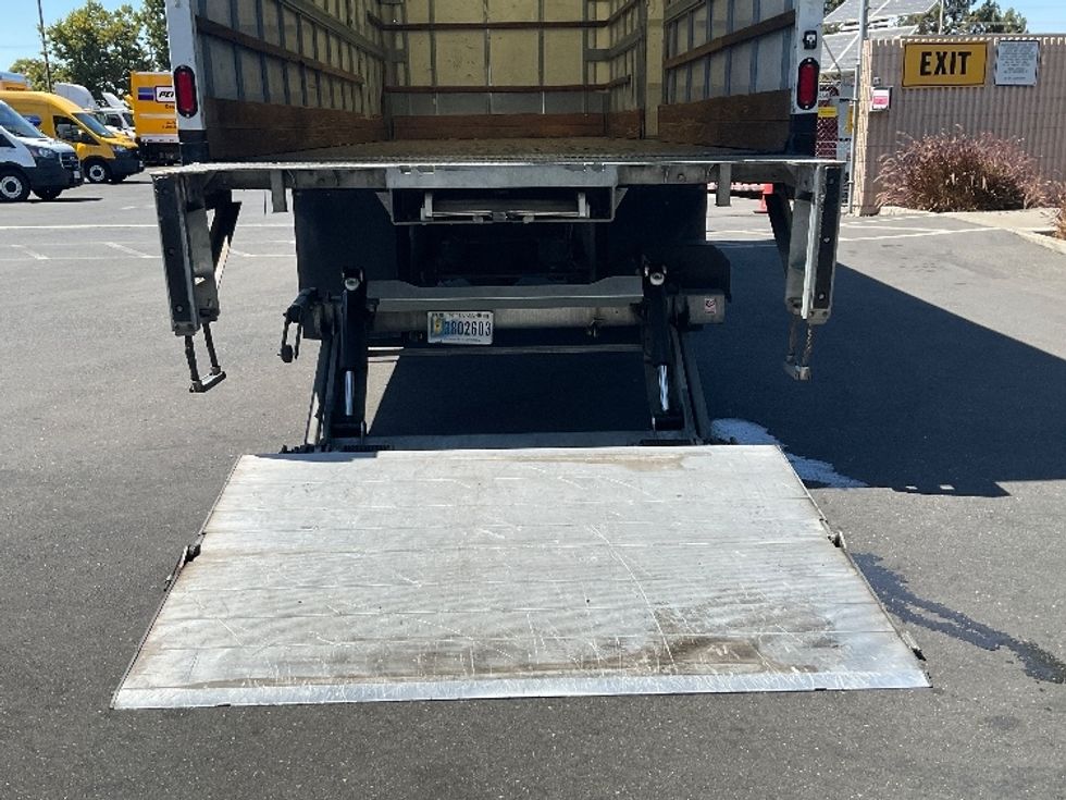Medium Duty Box Truck-Light and Medium Duty Trucks-Hino-2019-268-West Sacramento-CA-154,765\n\t\tmiles-$ 54,500 - Image 9